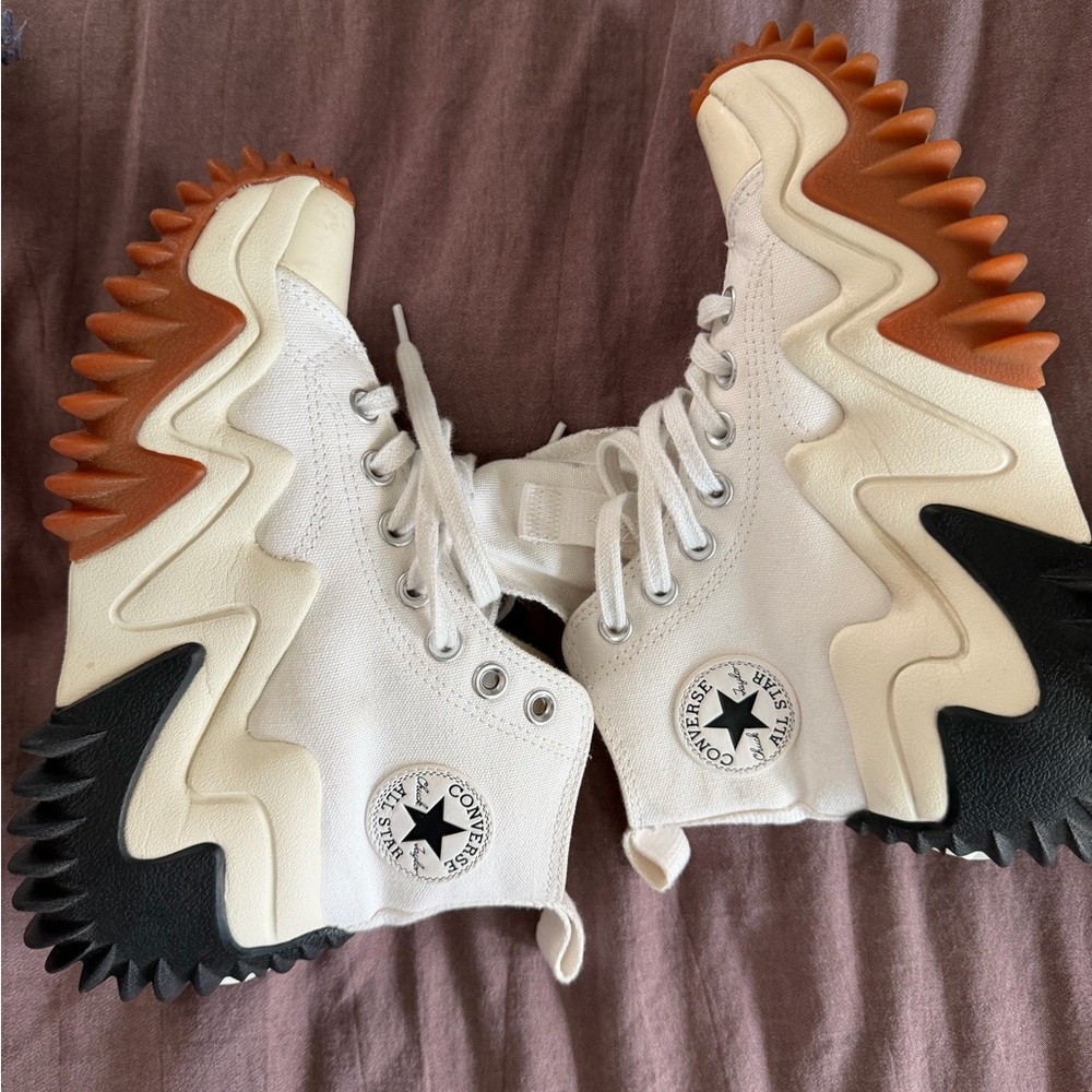 NWOT Converse Run Star Motion high top sneaker